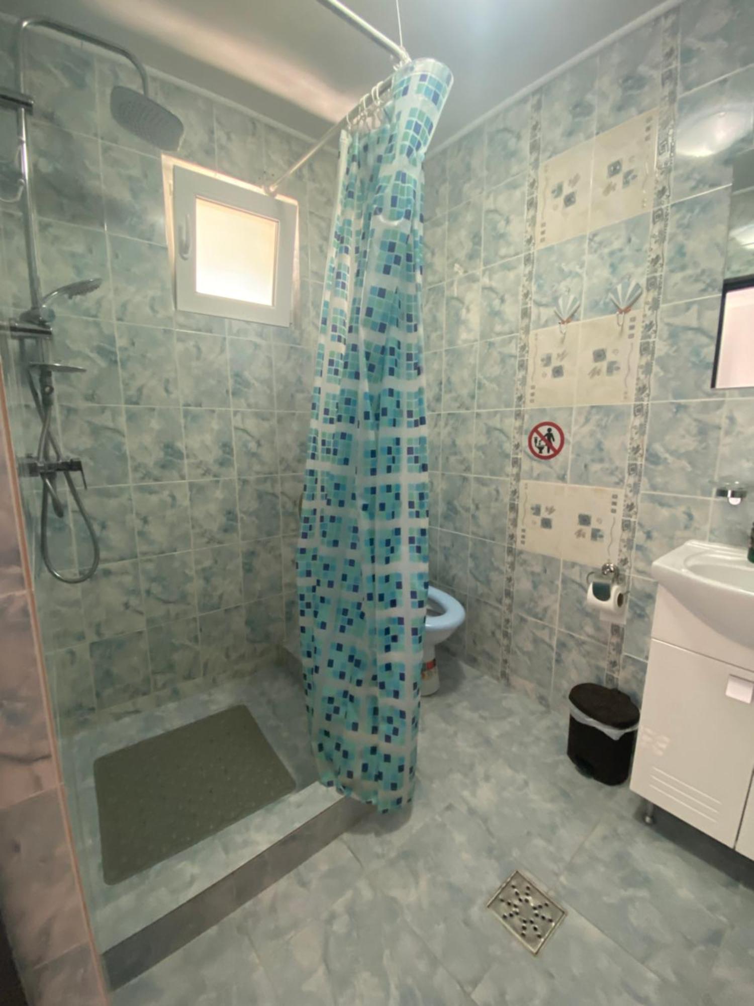 Appartement Raven Comstar à Corbu  Extérieur photo