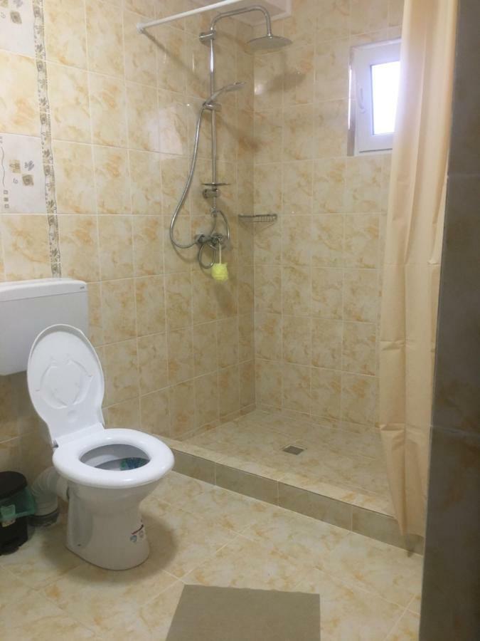 Appartement Raven Comstar à Corbu  Extérieur photo